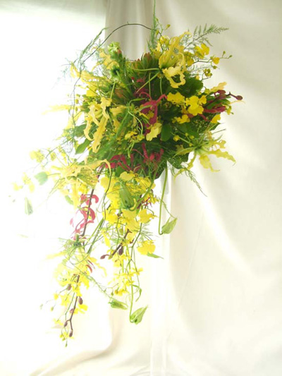 うきうき花レシピ エキゾチック シャワーブーケ はなどんやマガジン