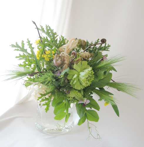 ハンドメイド❣️菜の花畑、春のフラワーアレンジ❁⃘*.゜