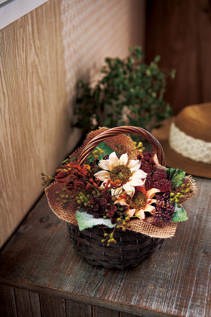 造花アレンジ紹介 ドライカラーのサンフラワーバスケット はなどんやマガジン