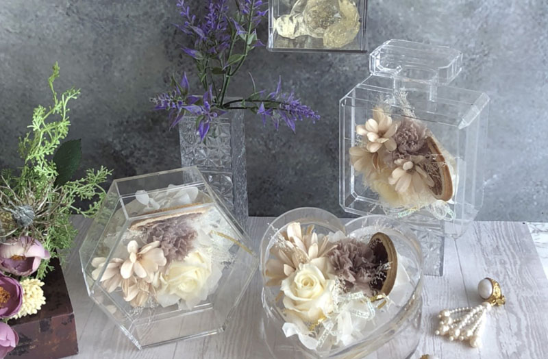 バイヤー様固くお断り 　フード付きアトリエまりこ花モチーフボレロ バイヤー様固くお断り フード付きアトリエまりこ花モチーフボレロ