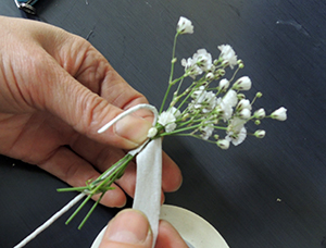 かすみ草の花冠とブーケの作り方 ウエディングにぴったり うきうき花レシピ はなどんやマガジン